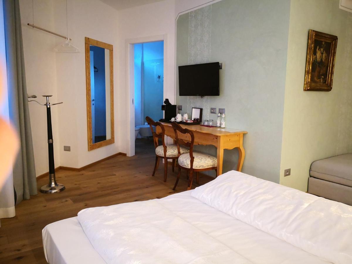 Hotel Torrione Trydent Zewnętrze zdjęcie