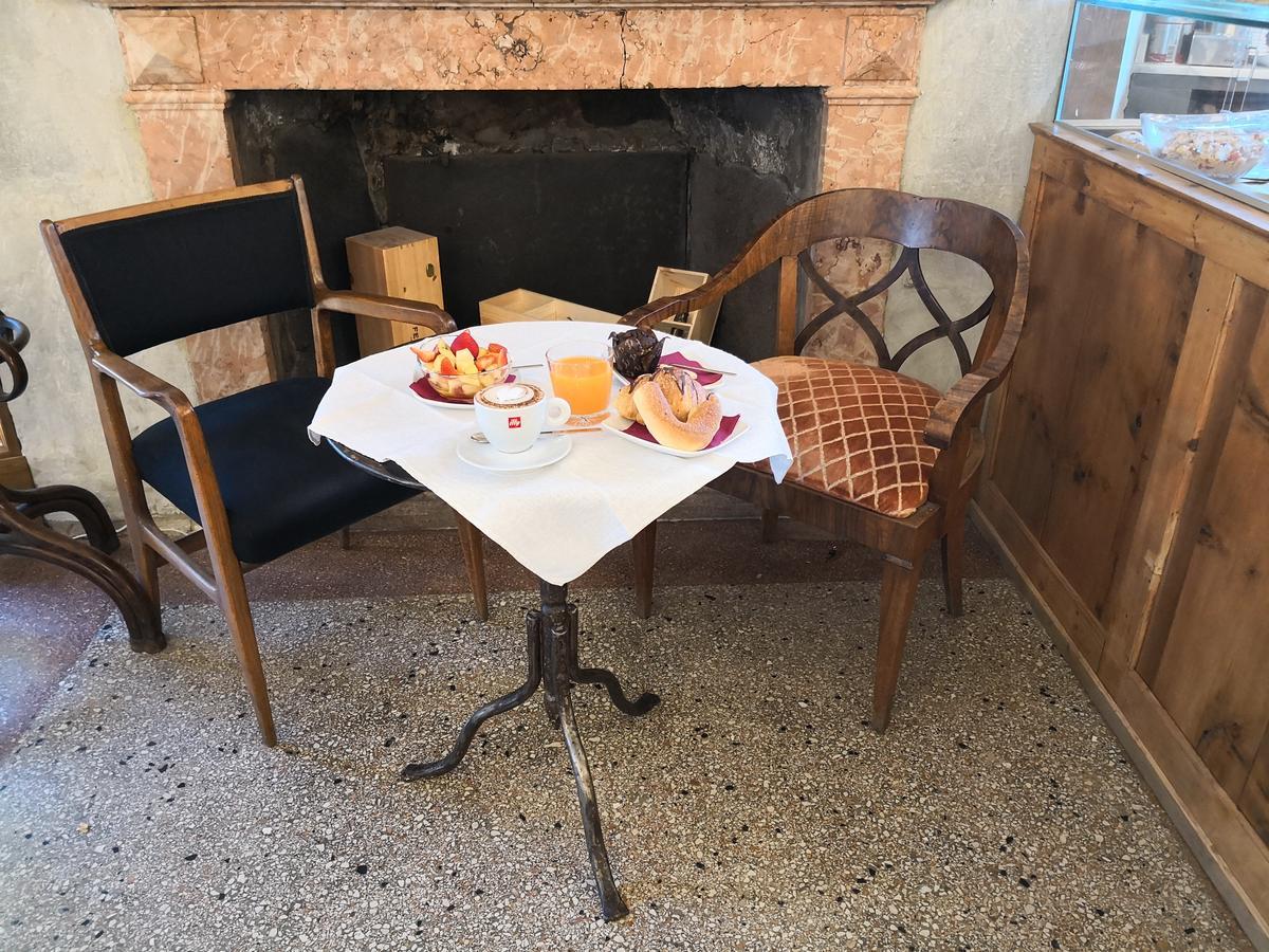 Hotel Torrione Trydent Zewnętrze zdjęcie
